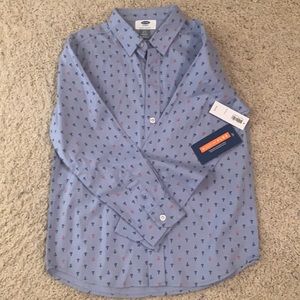 NWT button down shirt, boys, size 6-7